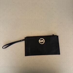 Michael Kors Wristlet Clutch Bag Women's Black Genuine Leather Fulton Logo